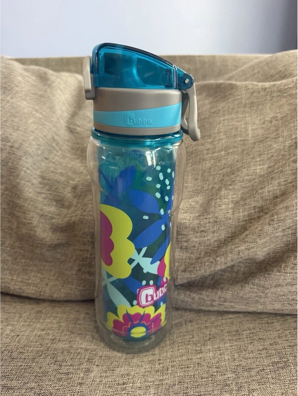 Bubba Flo Duo Insulated 24oz Plastic Water Bottle Flip To Lid Tropical Flower